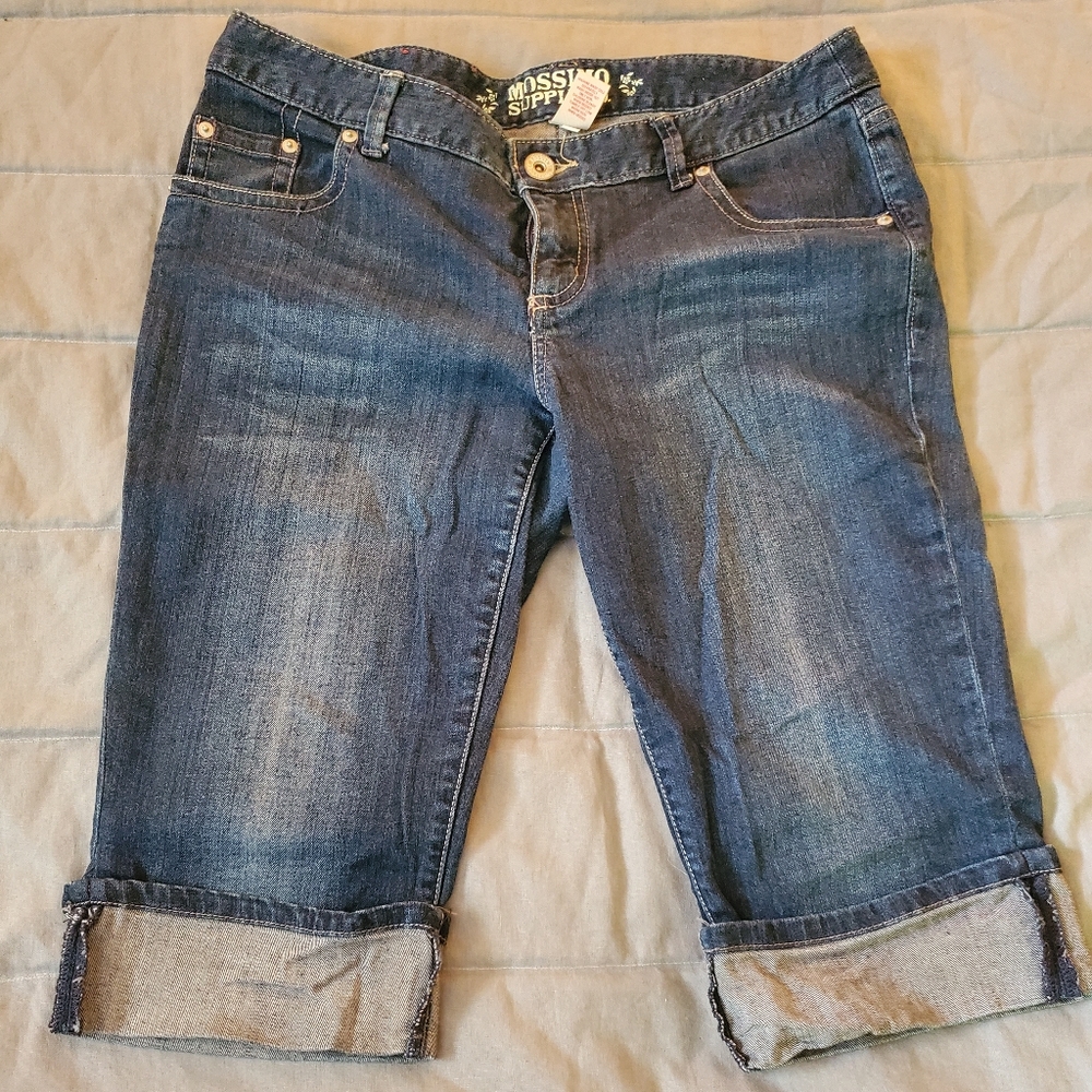 Mossimo Supply Co, Burmuda shorts